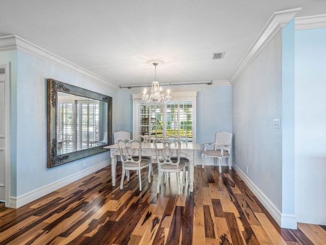 Дом в аренду по адресу 899 Barcelona Drive - фото 6593648