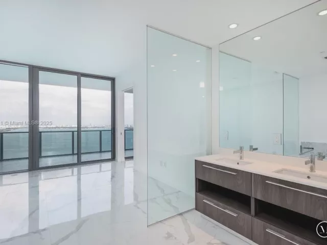 Продажа квартиры #3101 - фото 6574474