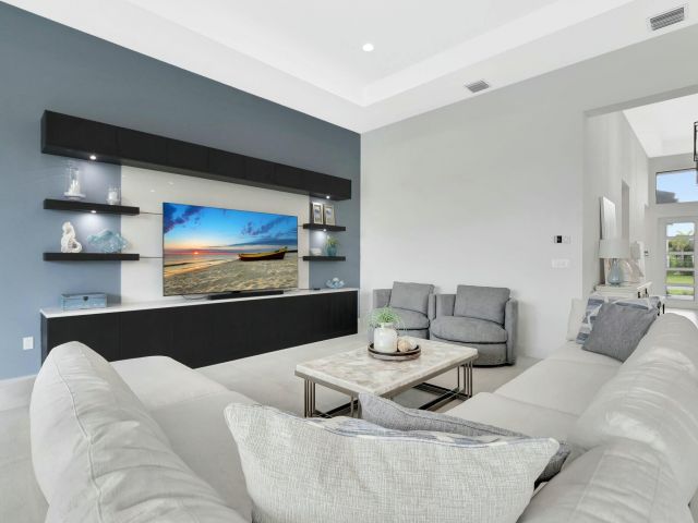 Продажа дома по адресу 8522 Ganton Drive - фото 6644647