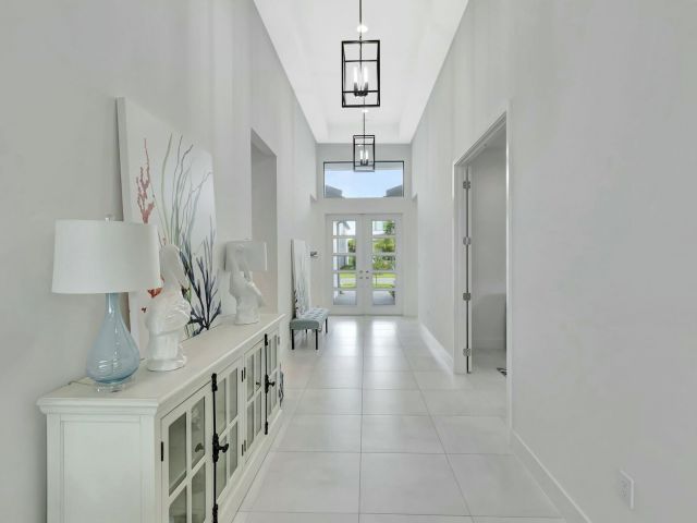 Продажа дома по адресу 8522 Ganton Drive - фото 6644649