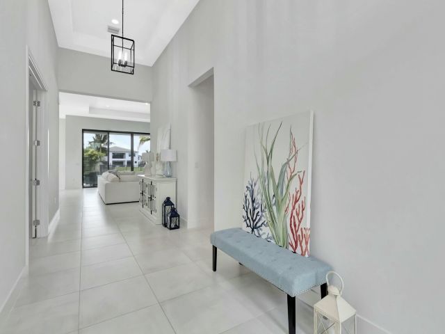 Продажа дома по адресу 8522 Ganton Drive - фото 6644650