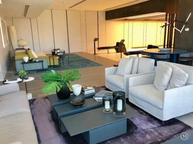 Продажа квартиры #702 - фото 6574451