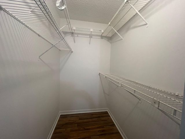 Дом в аренду по адресу 5184 Jog Lane - фото 6619779