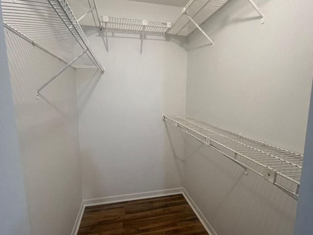 Дом в аренду по адресу 5184 Jog Lane - фото 6619780