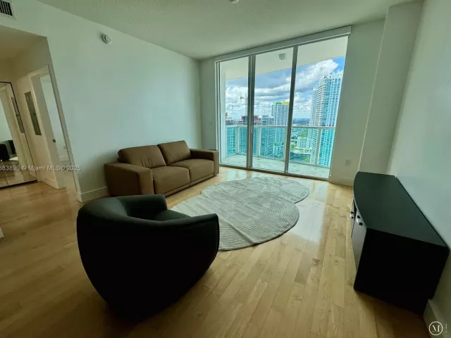 Квартира в аренду номер3817 - фото 6849571