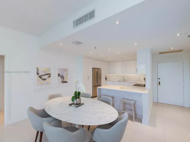 Продажа квартиры #227 - фото 6574413