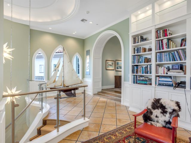 Продажа дома по адресу 799 Sanctuary Drive - фото 6593309