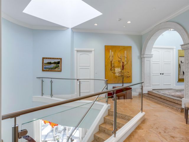 Продажа дома по адресу 799 Sanctuary Drive - фото 6593310