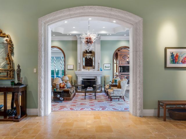 Продажа дома по адресу 799 Sanctuary Drive - фото 6593319