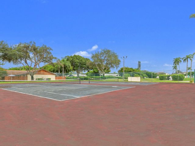 Дом в аренду по адресу 1315 Summit Run Circle - фото 6592328