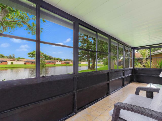 Дом в аренду по адресу 1315 Summit Run Circle - фото 6592331