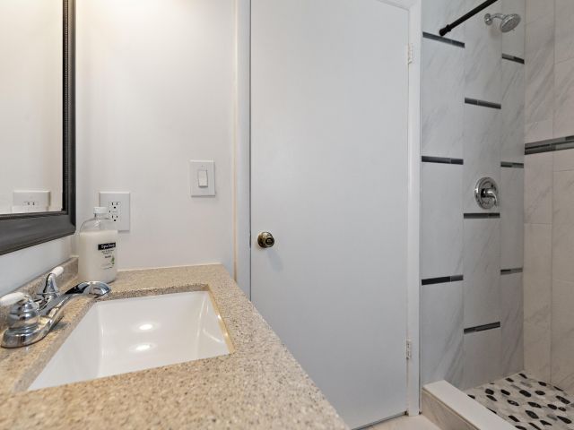 Дом в аренду по адресу 1315 Summit Run Circle - фото 6592333