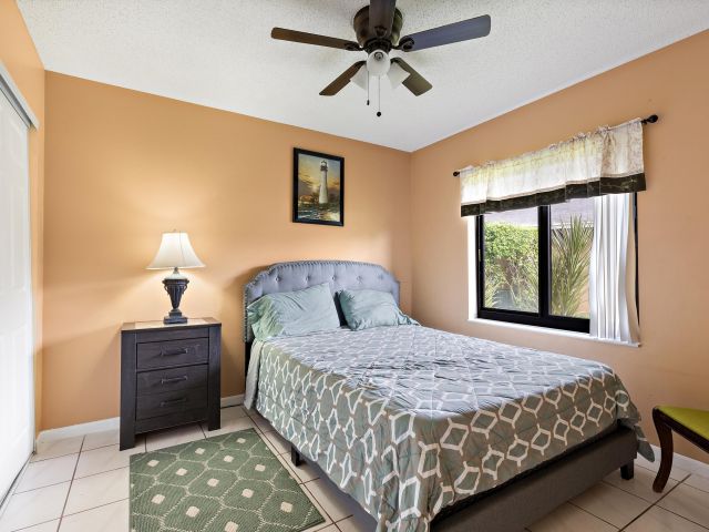 Дом в аренду по адресу 1315 Summit Run Circle - фото 6592335