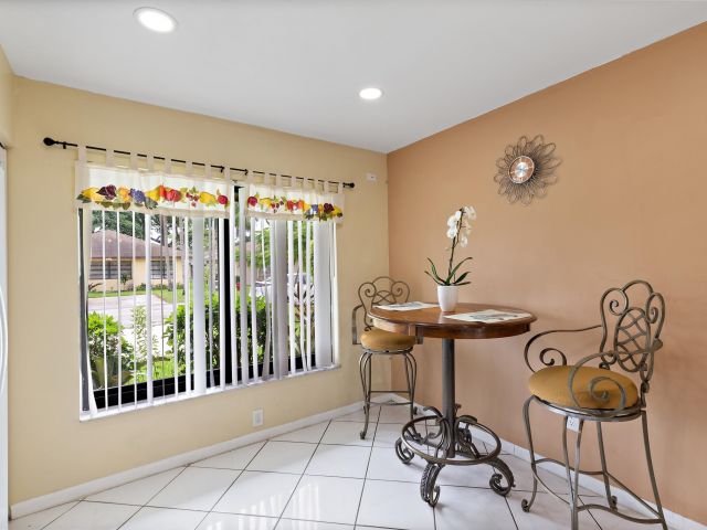 Дом в аренду по адресу 1315 Summit Run Circle - фото 6592340