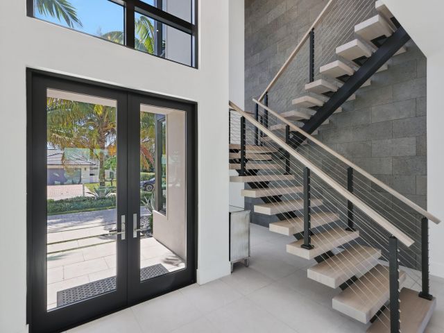 Продажа дома по адресу 933 Allamanda Drive - фото 6639864