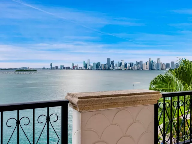 Продажа квартиры #5053 - фото 6599910