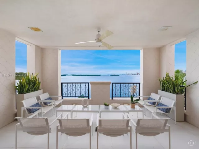 Продажа квартиры #5053 - фото 6599913