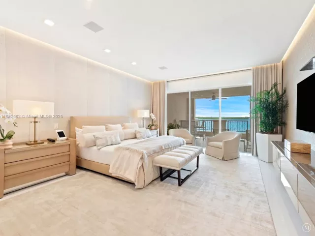 Продажа квартиры #5053 - фото 6599895