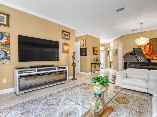 Продажа дома по адресу 2076 Cezanne Road - фото 6591895