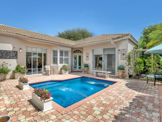 Продажа дома по адресу 2076 Cezanne Road - фото 6591913