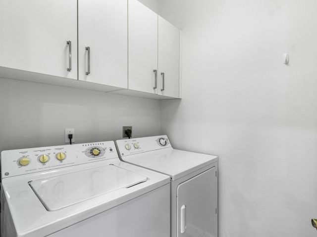 Дом в аренду по адресу 65 SE 5th Avenue B - фото 6594829