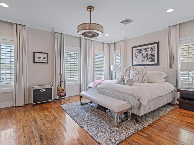 Продажа дома по адресу 235 Greymon Drive - фото 6631368