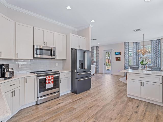 Продажа дома по адресу 235 Greymon Drive - фото 6631374