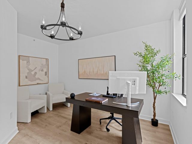 Дом в аренду по адресу 687 Hibiscus Street - фото 6592184