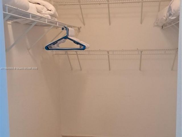 Квартира в аренду номер1021 - фото 6578430