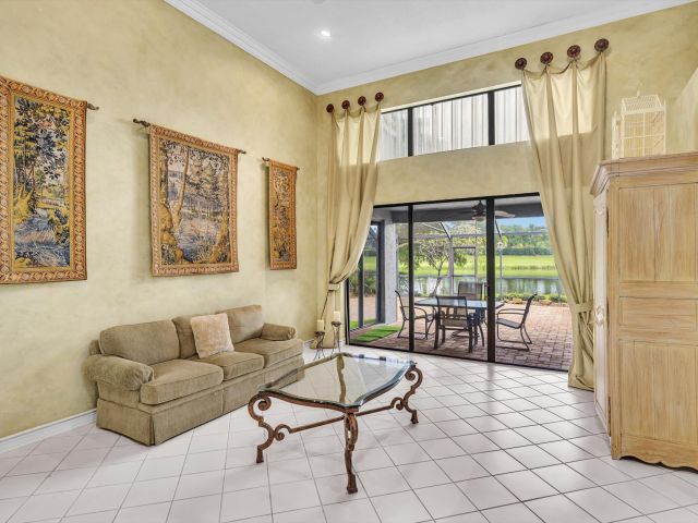 Дом в аренду по адресу 10122 Spyglass Way - фото 6593396