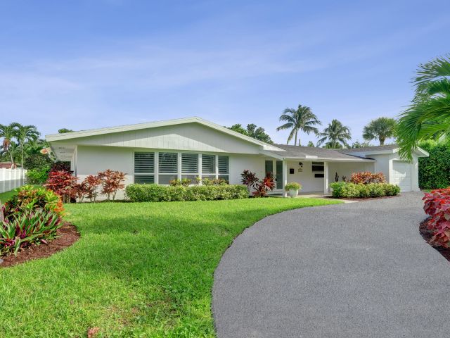 Продажа дома по адресу 811 W Royal Palm Road - фото 6776735