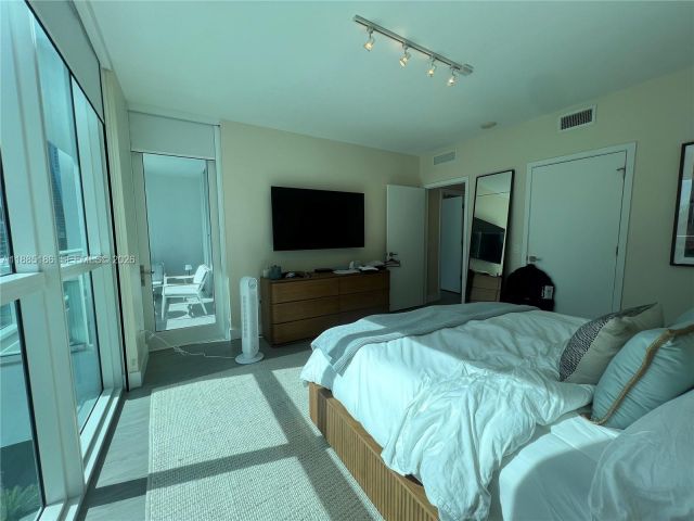 Продажа квартиры #2206 - фото 6580763