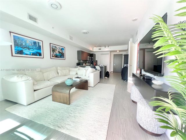 Продажа квартиры #2206 - фото 6580769