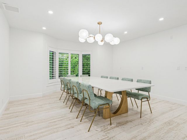 Продажа дома по адресу 8 Woodbrook Circle - фото 6634256