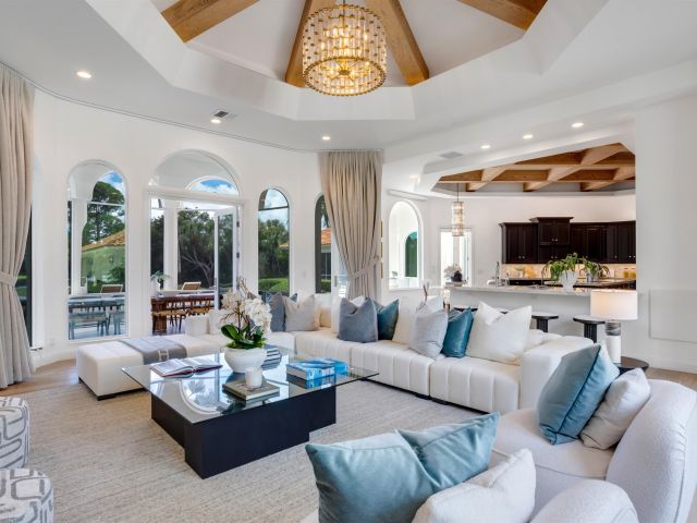 Продажа дома по адресу 6003 Le Lac Road - фото 6593013