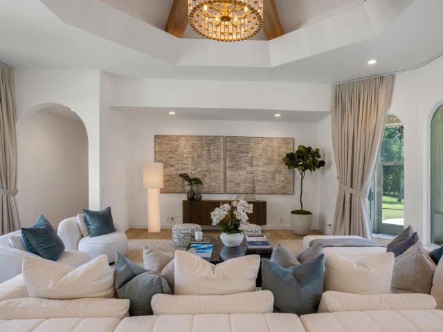 Продажа дома по адресу 6003 Le Lac Road - фото 6593014