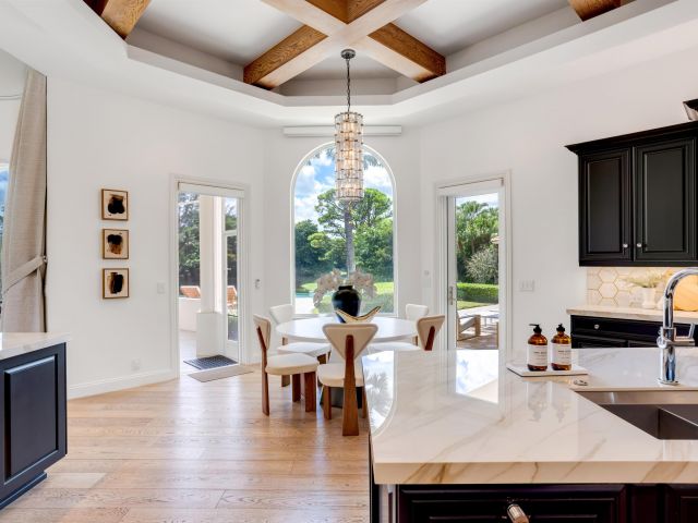 Продажа дома по адресу 6003 Le Lac Road - фото 6593018