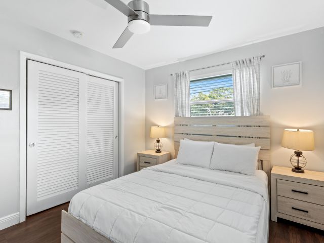 Продажа дома по адресу 1800 NE 28th Avenue - фото 6582931