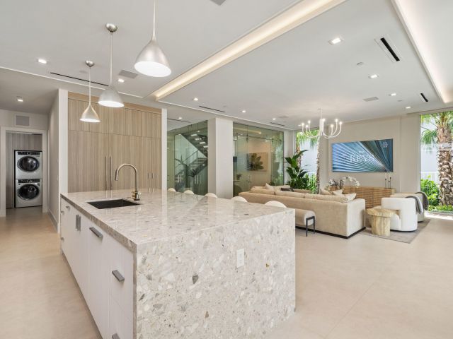 Продажа дома по адресу 812 Palm Trail - фото 6678568