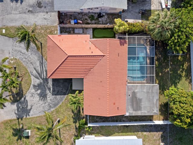 Дом в аренду по адресу 2650 NE 22nd Street - фото 6582478