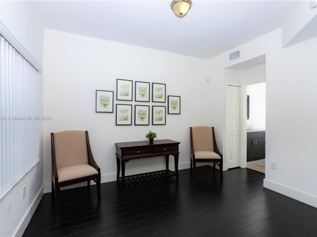 Дом в аренду по адресу 6202 NW 116th Ave 449 - фото 7437609