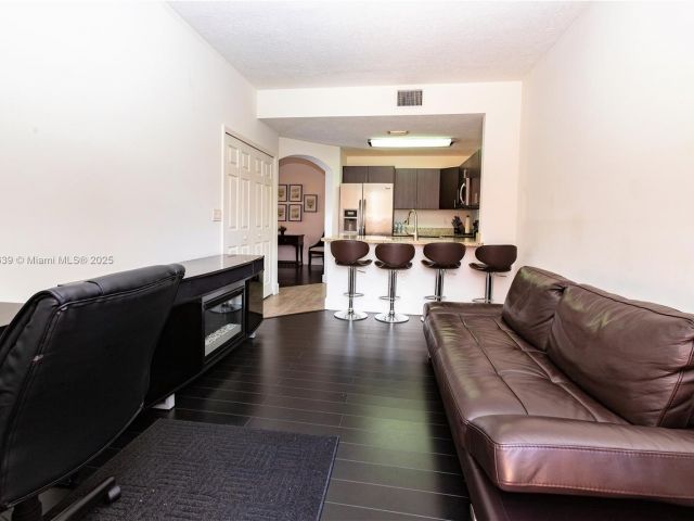 Дом в аренду по адресу 6202 NW 116th Ave 449 - фото 7437616