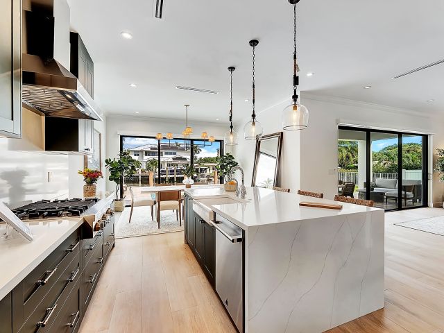 Продажа дома по адресу 3205 Beacon Street - фото 6582494