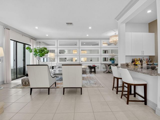 Дом в аренду по адресу 16726 Picardy Way - фото 6595030