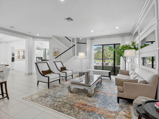 Дом в аренду по адресу 16726 Picardy Way - фото 6595031