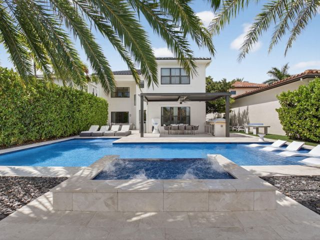 Дом в аренду по адресу 16726 Picardy Way - фото 6595034