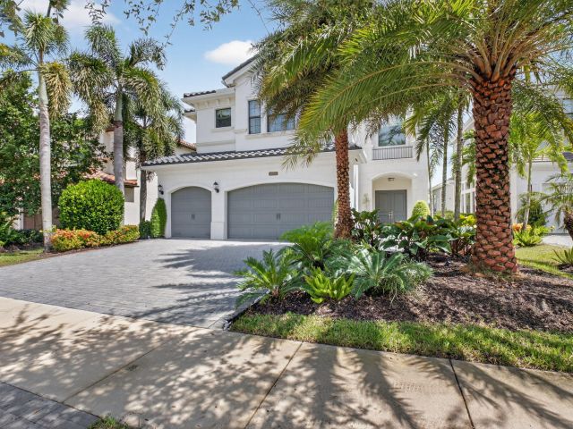 Дом в аренду по адресу 16726 Picardy Way - фото 6595036