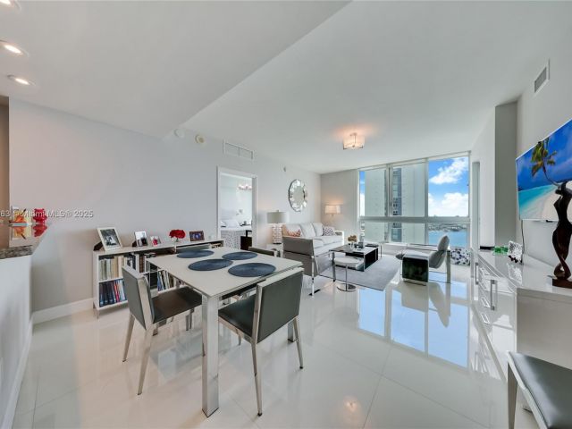 Продажа квартиры #T-3312 - фото 6582233