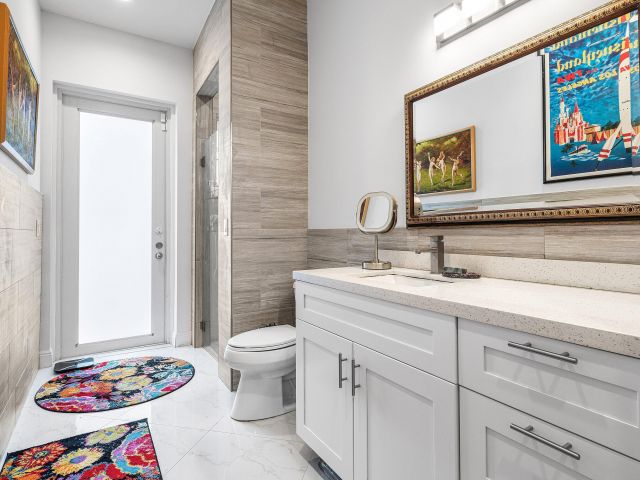 Продажа дома по адресу 951 NW 2nd Avenue - фото 6593145