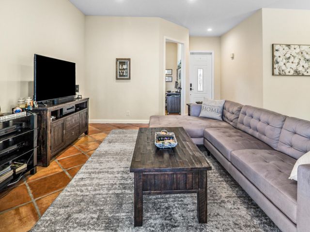 Продажа дома по адресу 8384 Heritage Club Drive - фото 6615246